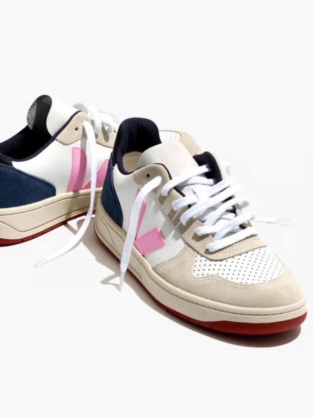 Veja x Madewell V-10 Lace-up Sneakera in White w/Pink & Navy accents Size 38